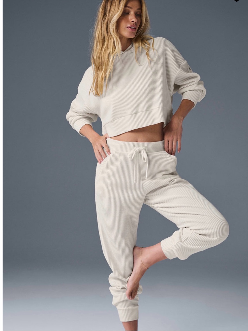 Alo Yoga Muse SET size Small
